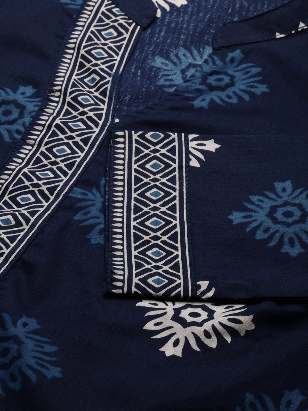 Vedic Women Blue  White Ethnic Motifs Printed Pure Cotton Kurta