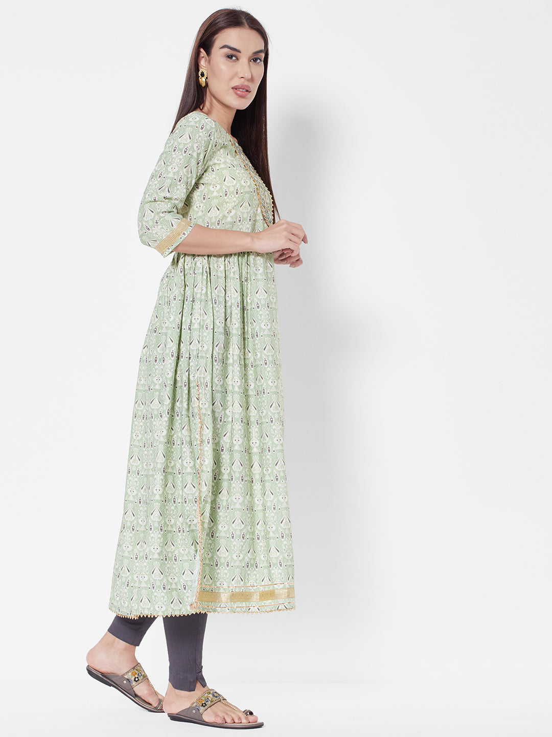 Vedic Women Green Floral Printed Empire Chanderi Silk Kurta with Trousers