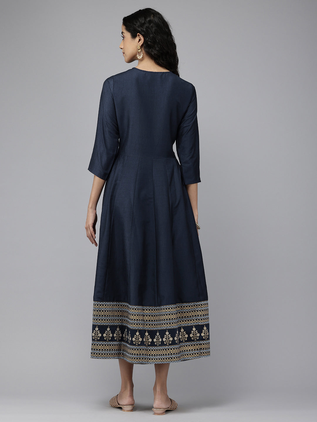 Vedic Women Embellished Anarkali Kurta