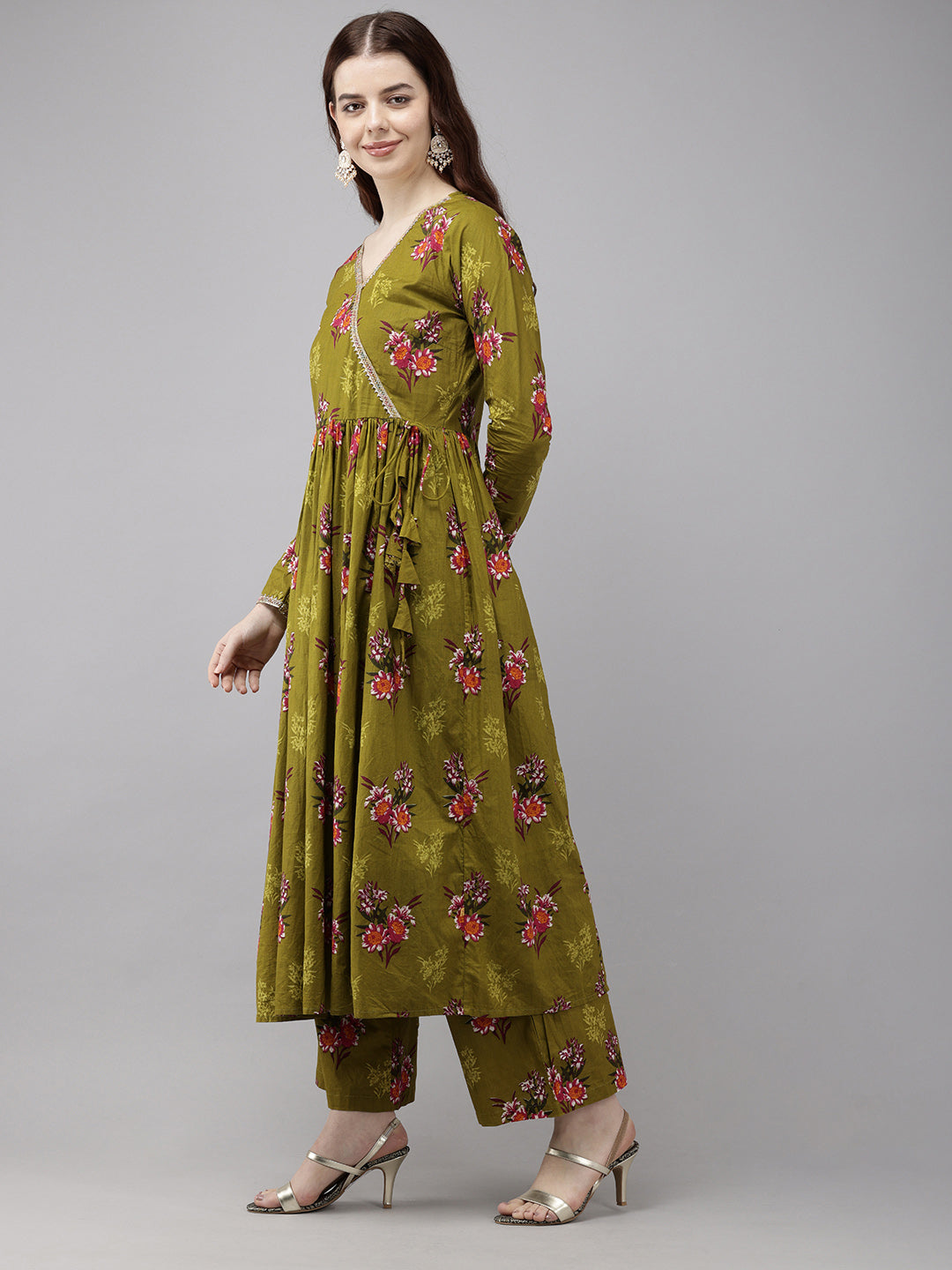 Vedic Women Printed Straight Kurta Pant