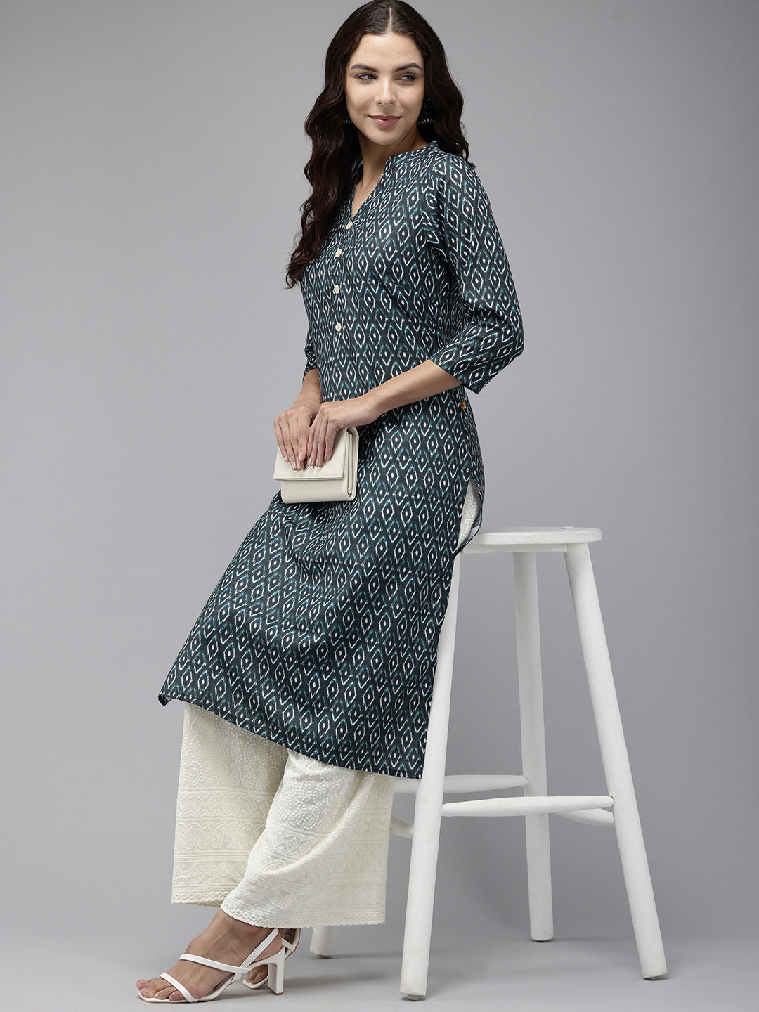 Vedic Women Printed Straight Kurta