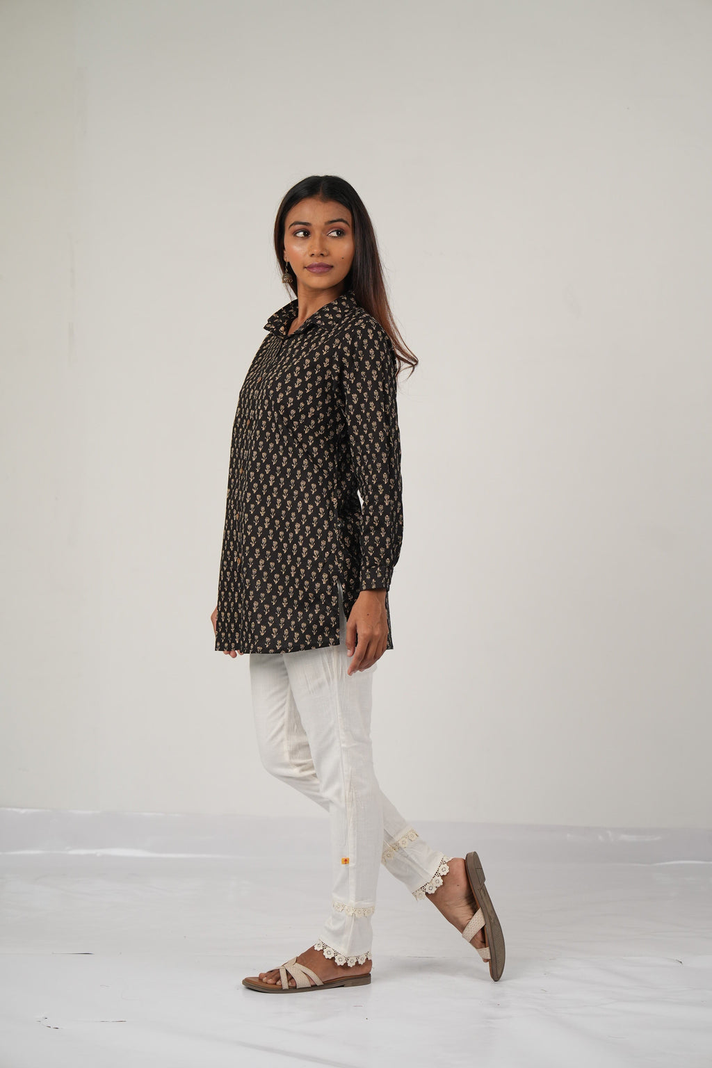 Vedic ethnic aesthetic short kurta(Black).