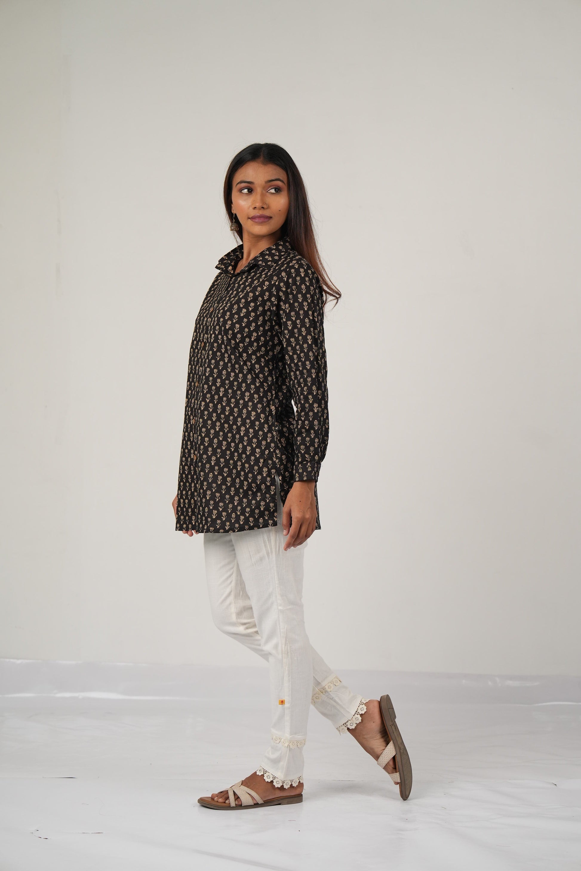 Vedic ethnic aesthetic short kurta(Black).