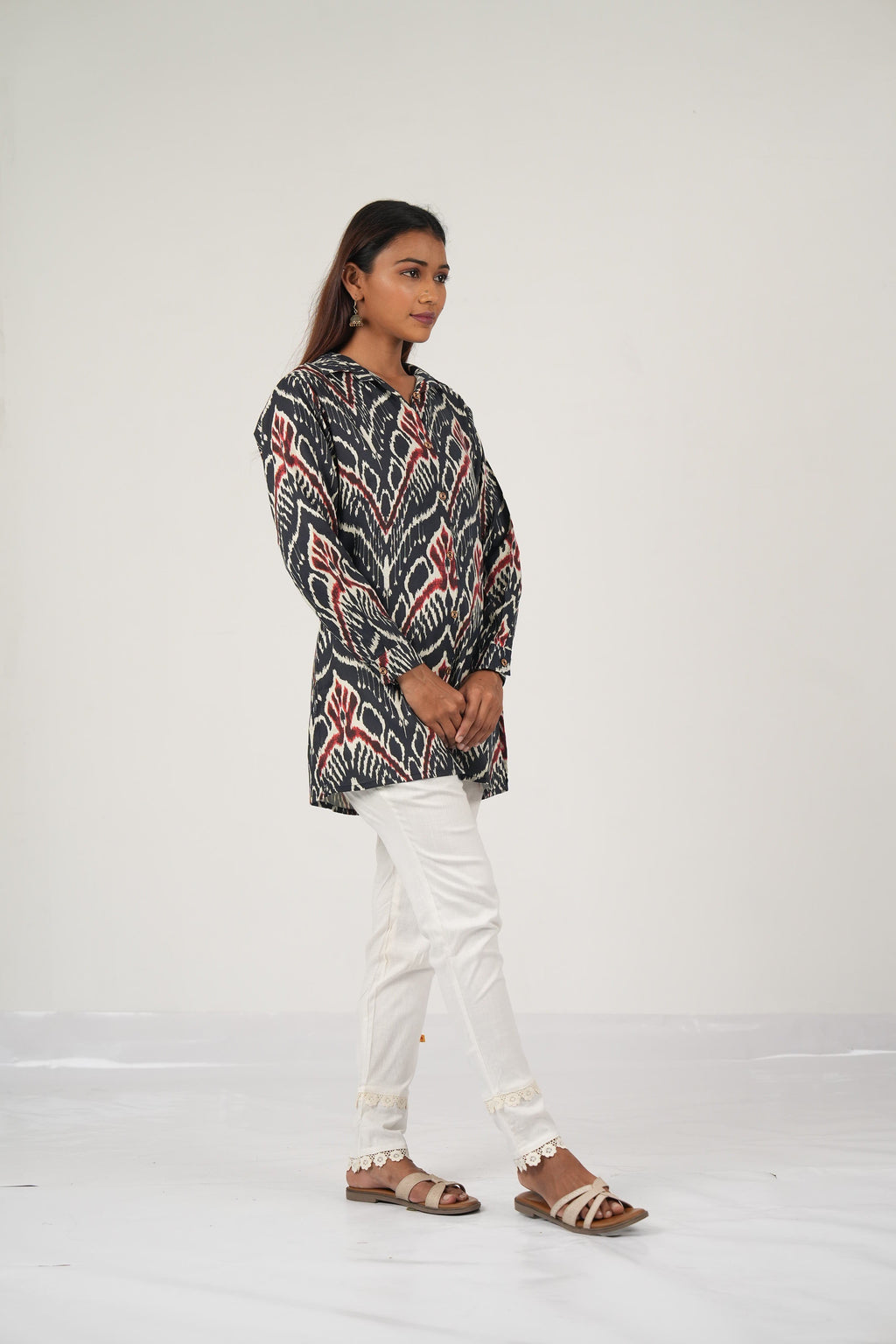 Vedic aesthetic short top.