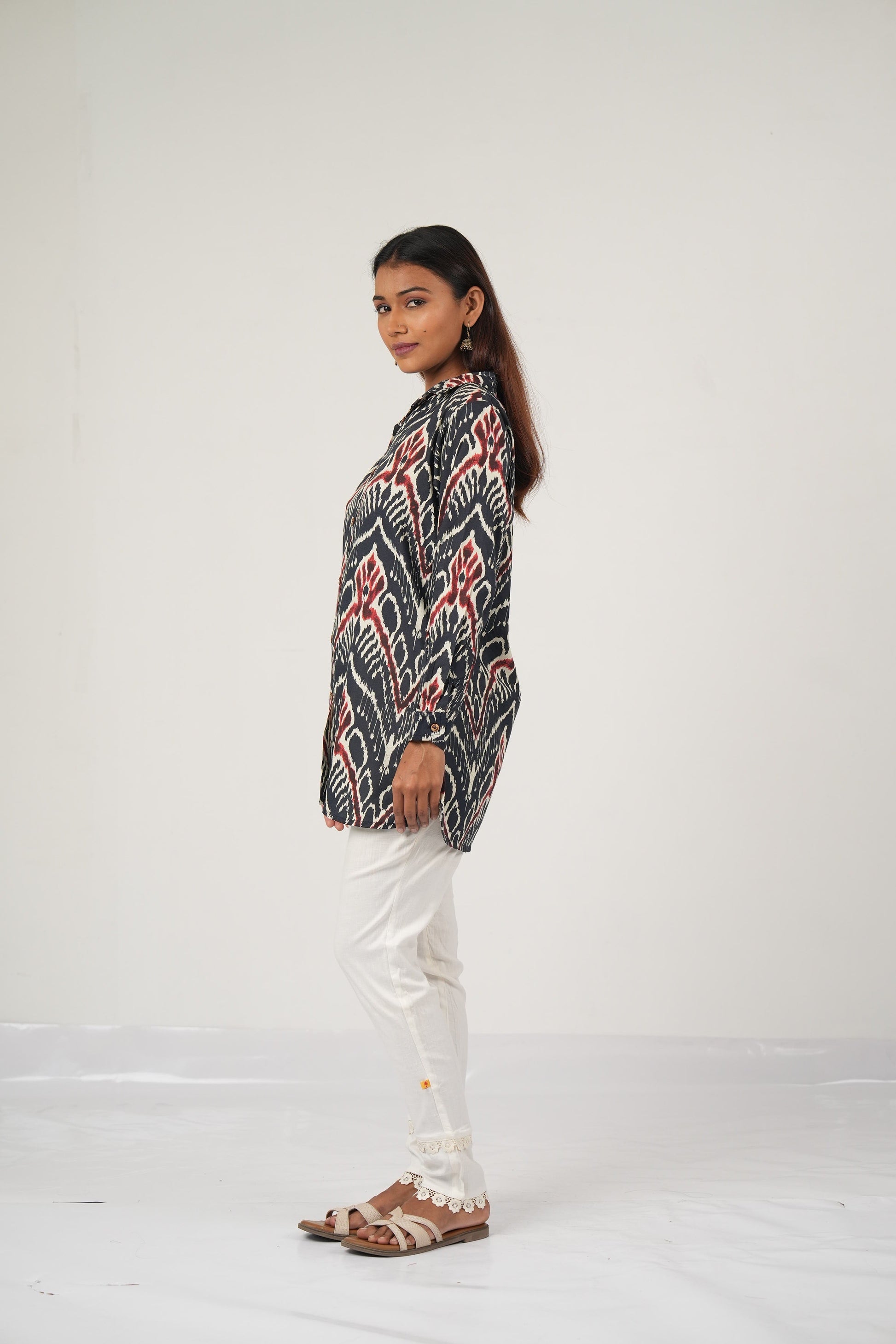 Vedic aesthetic short top.