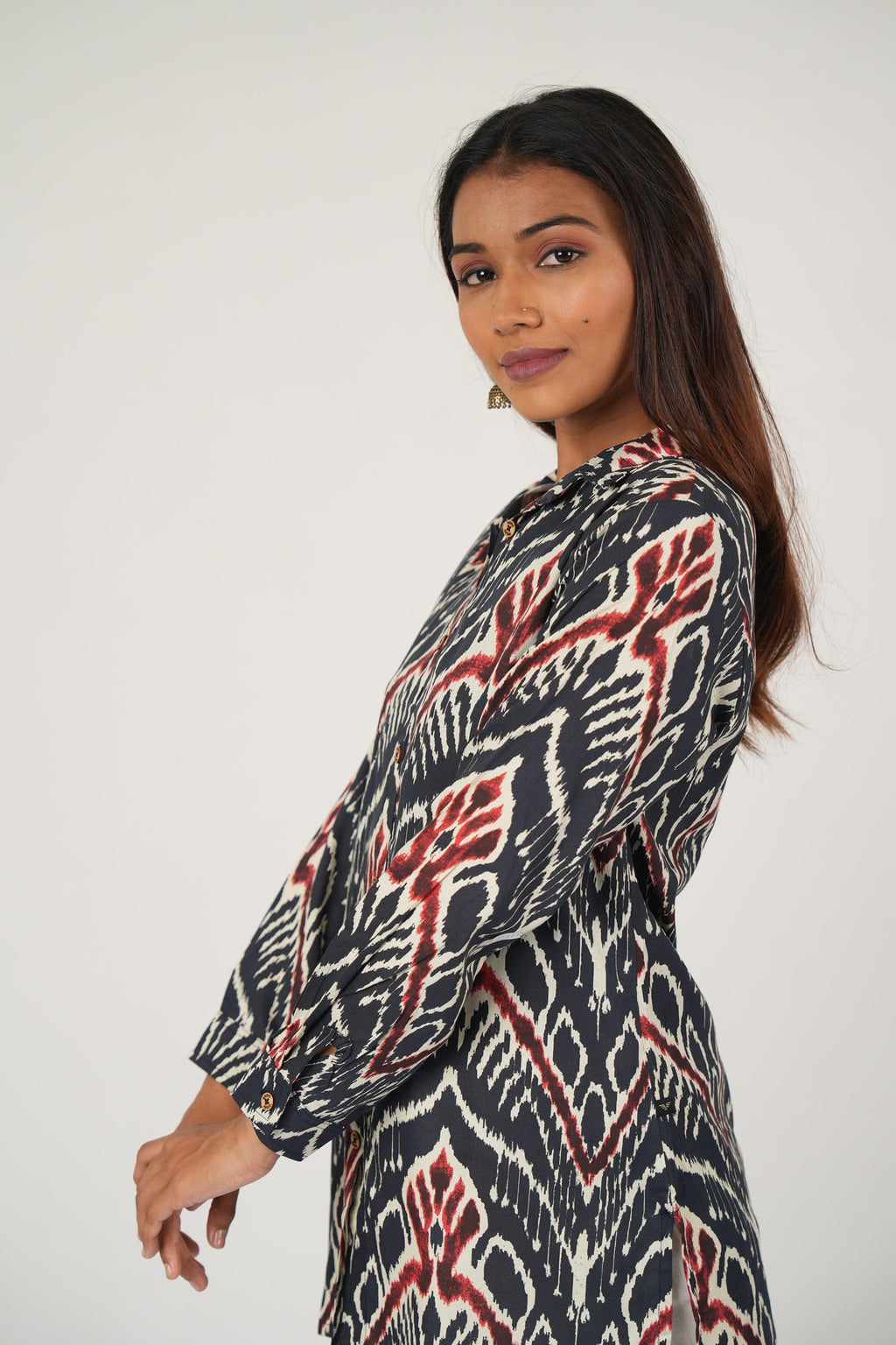 Vedic aesthetic short top.