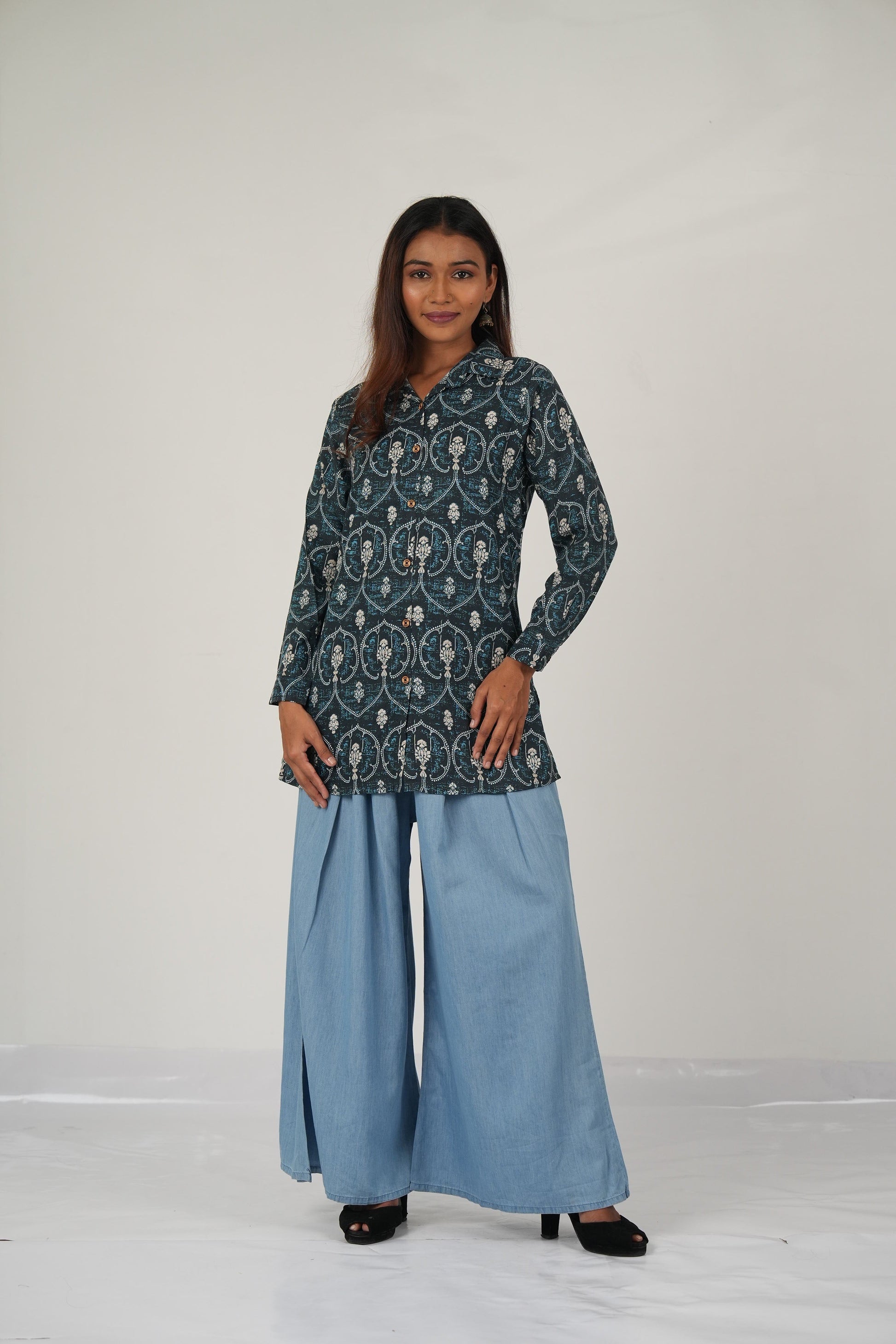 Vedic aesthetic short top - Vedic Apparel Private Limited