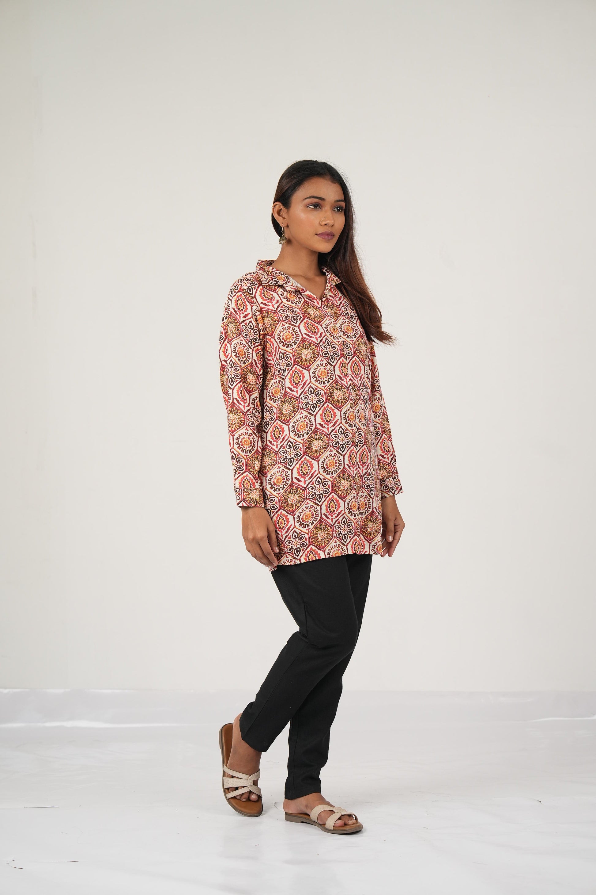 Vedic aesthetic short top.