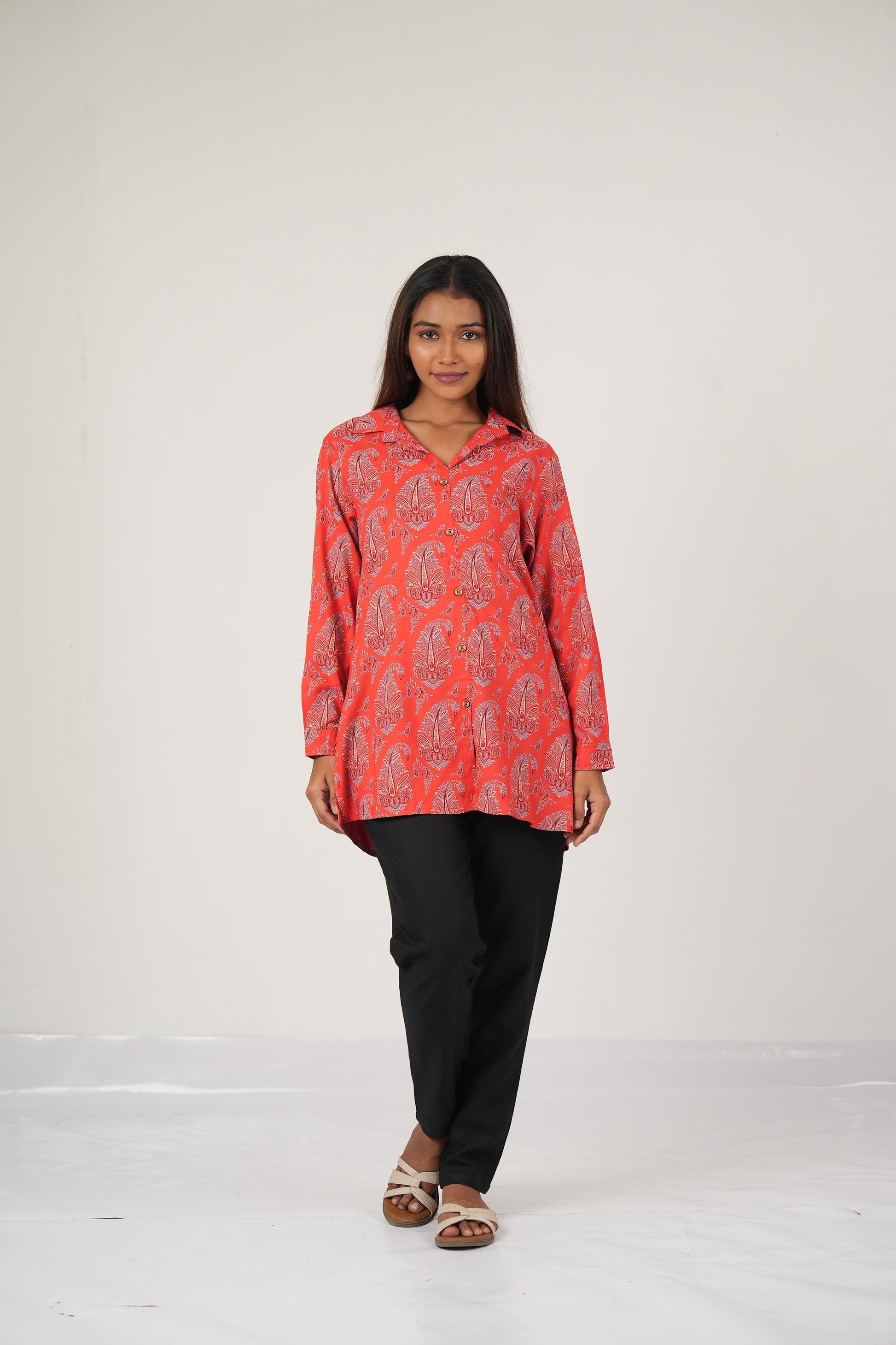 Vedic aesthetic short top.