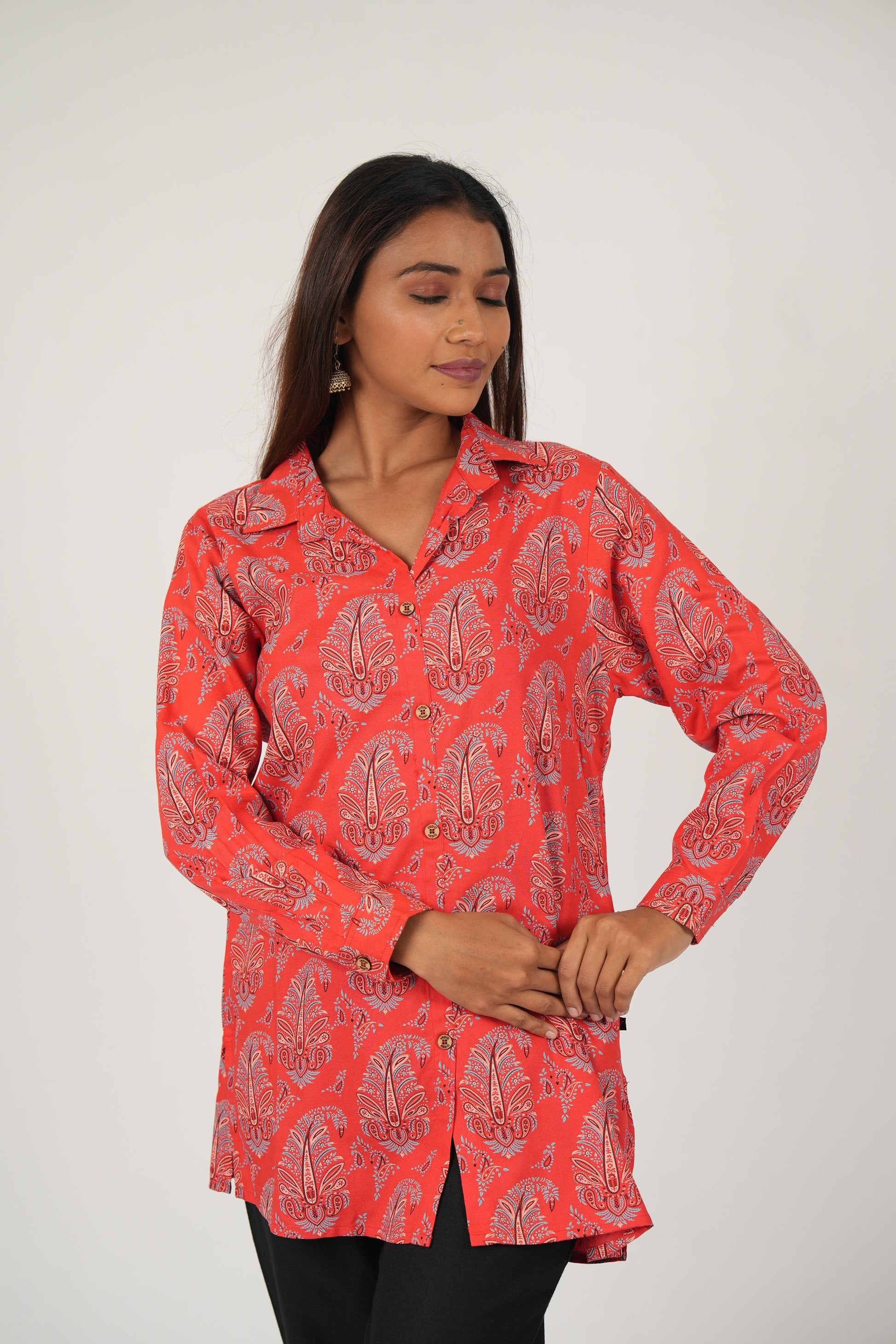 Vedic aesthetic short top.