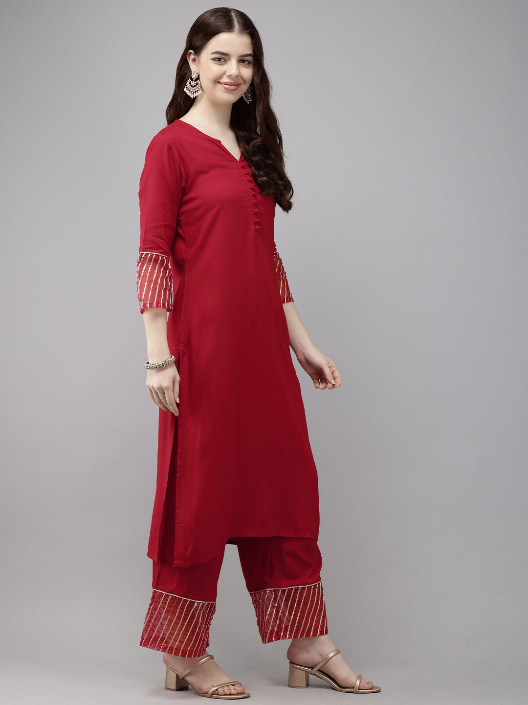 Vedic Women Embroidered Straight Kurta Pant Dupatta