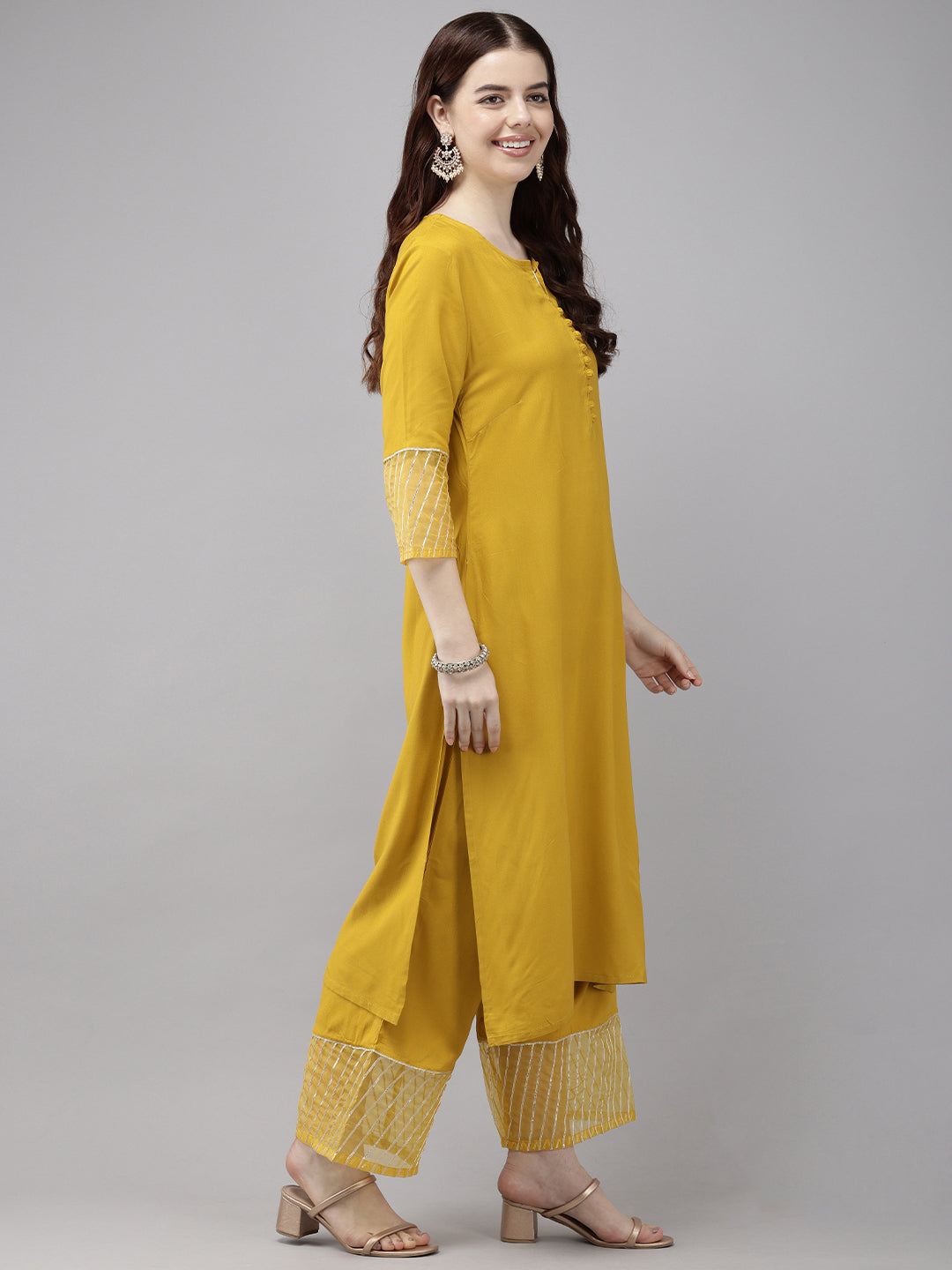 Vedic Women Embroidered Straight Kurta Pant Dupatta