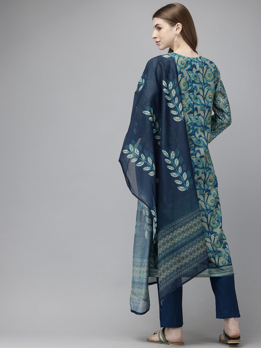 Vedic 3 piece chanderi silk blue set.