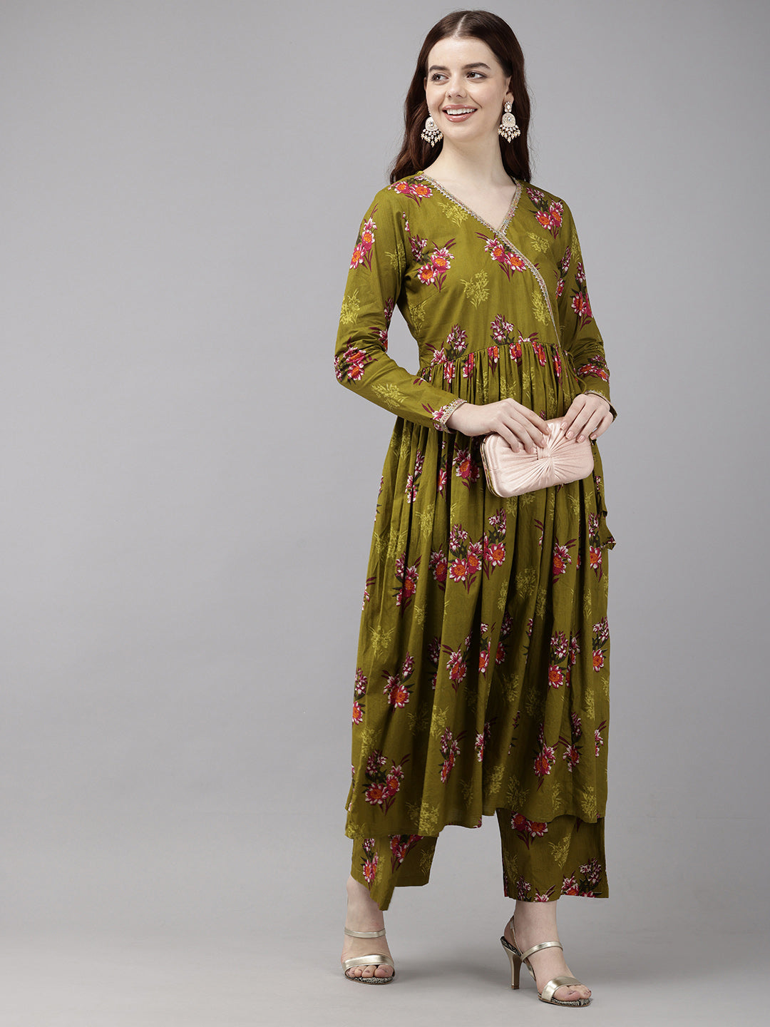 Vedic Women Printed Straight Kurta Pant