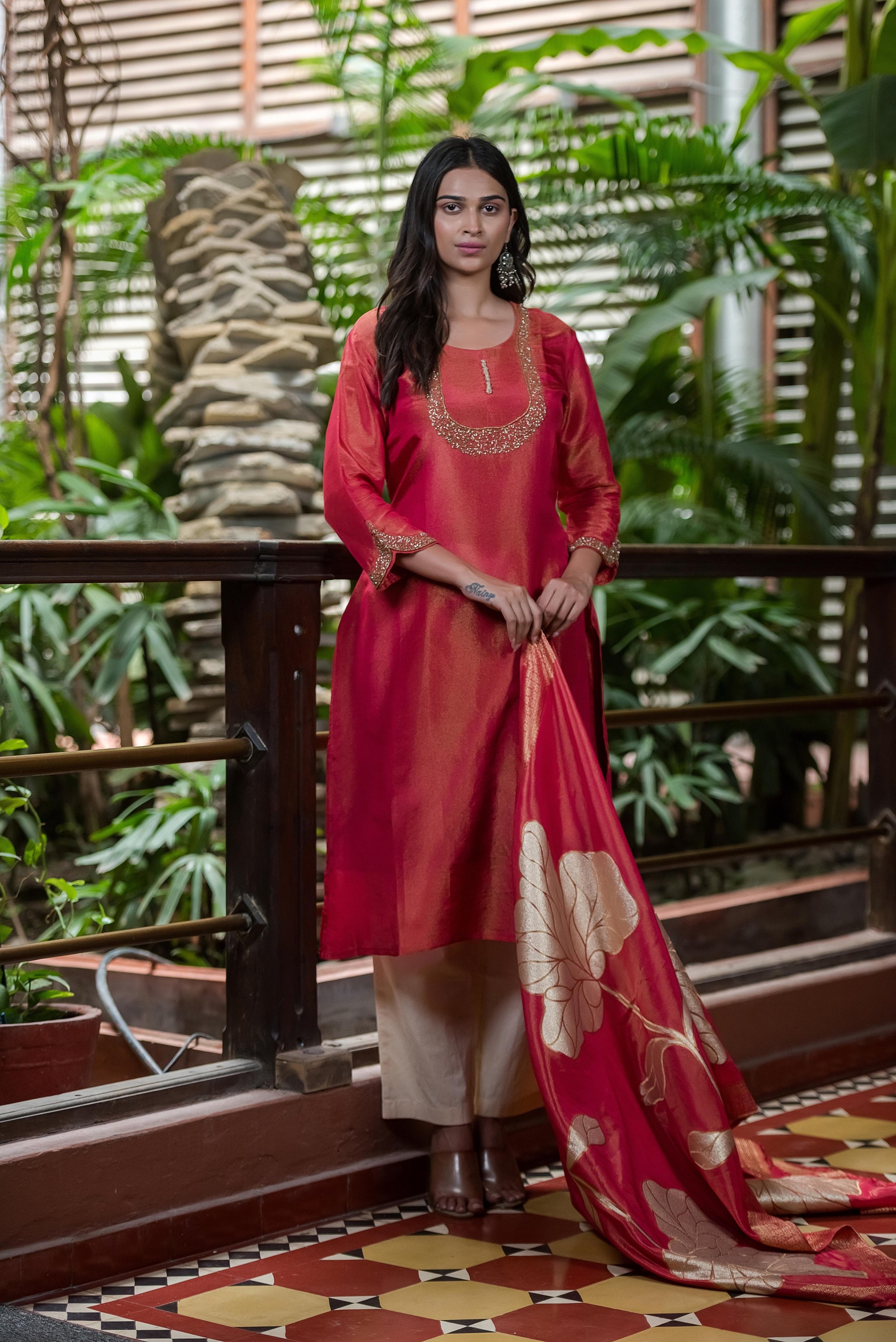 Timeless embroidered 3 piec set