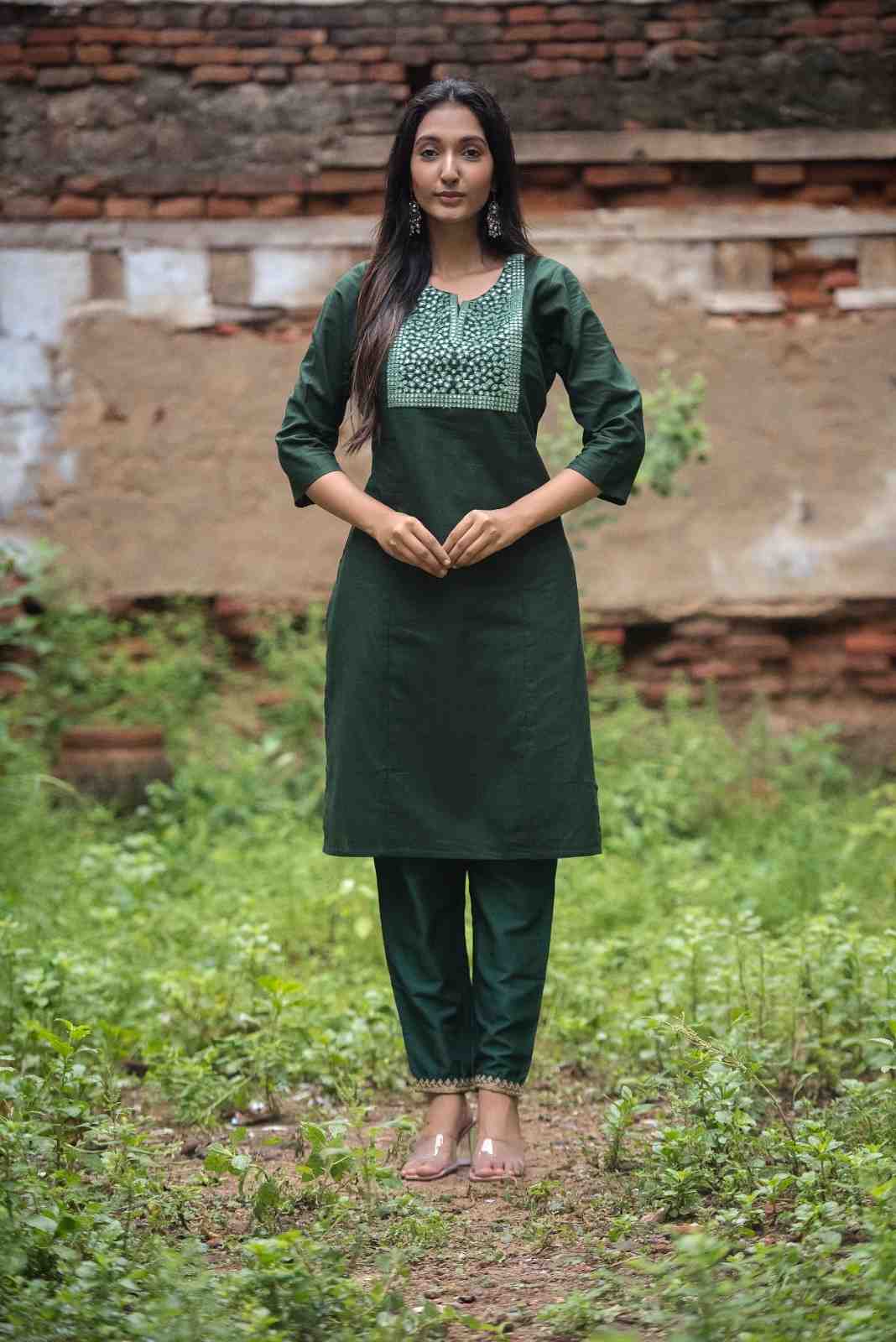 Elegant straight kurta(Green)