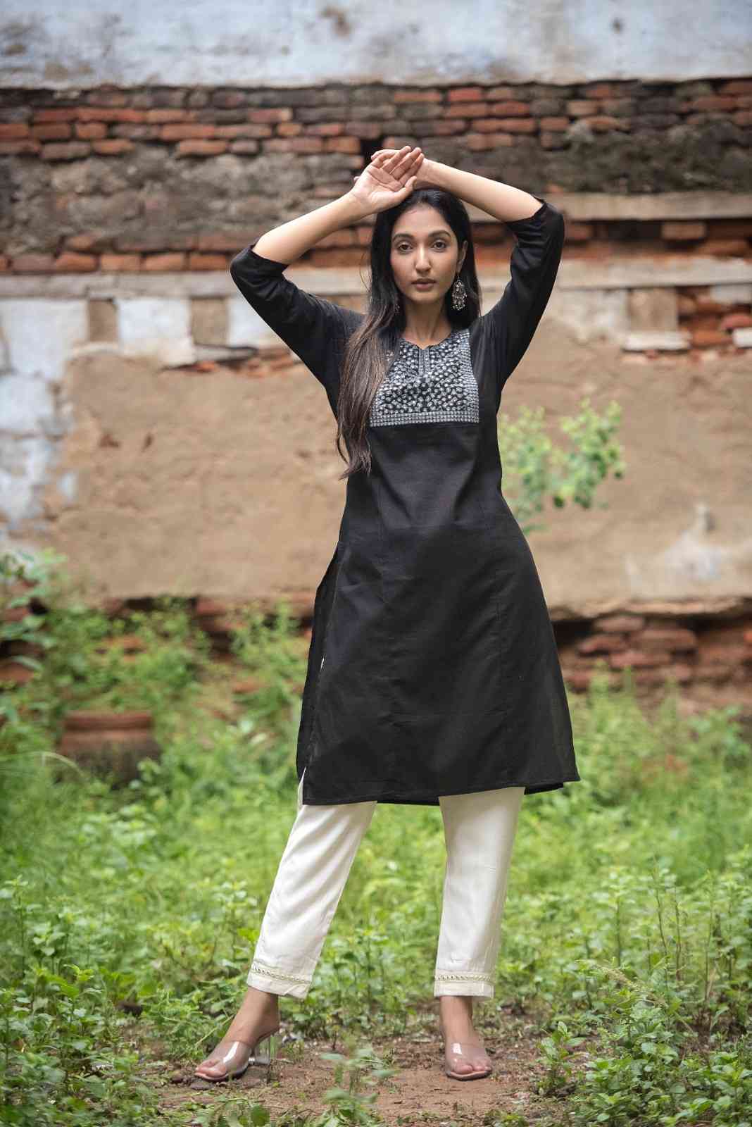 Elegant straight kurta(Black)
