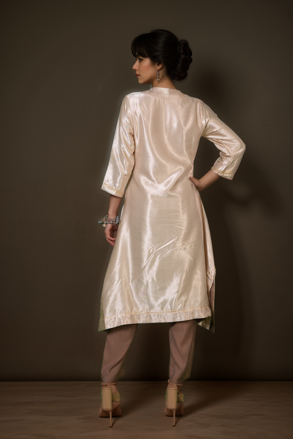 Elegant Ethnic (2pcs set Cream).