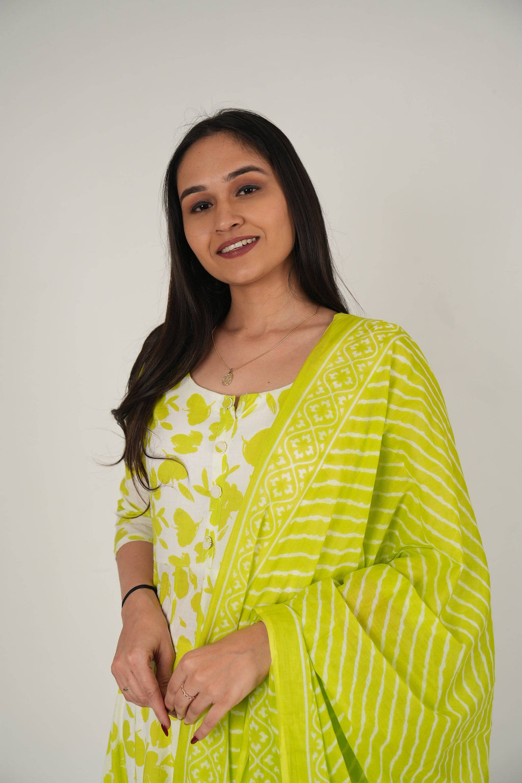 Vedic Apparel Neon kurta set - Vedic Apparel Private Limited