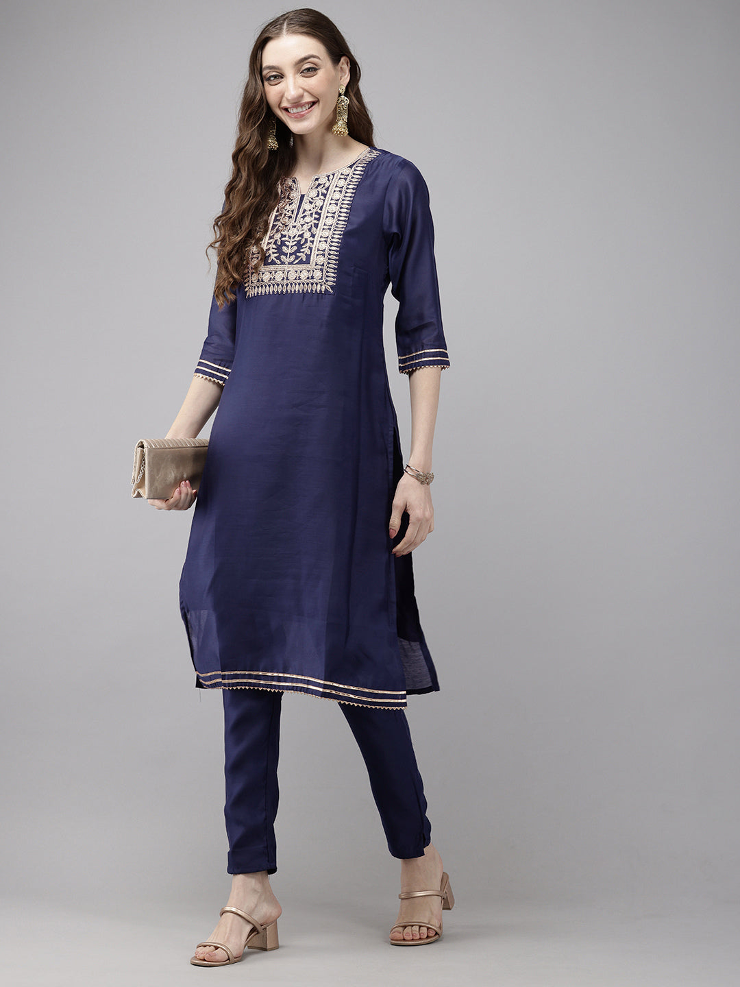 Vedic Women Embroidered Straight Kurta Pant