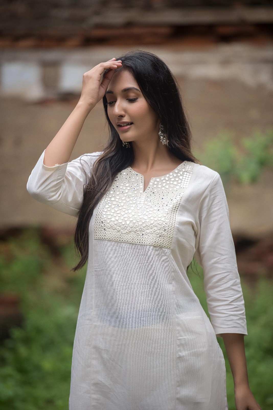 Elegant straight kurta(Off-white)